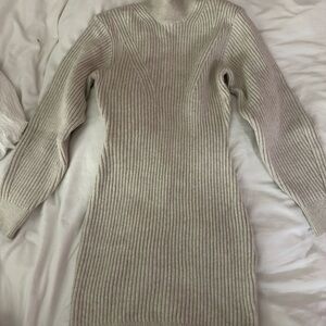 H&M Cream Ribbed Knit Top